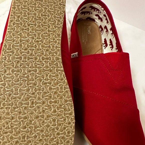 TOMS Classic Alpargata Canvas Espadrilles - Picture 5 of 6